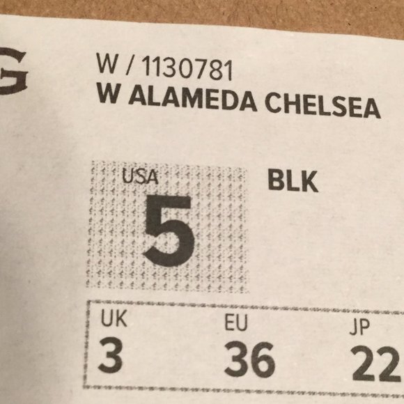 UGG new in box black Alameda Chelsea boot size 5 - Picture 3 of 5